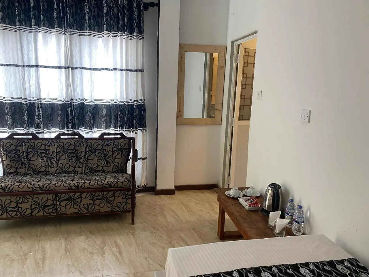 Mandavilla Airport Transit Hotel Katunayake Sri Lanka