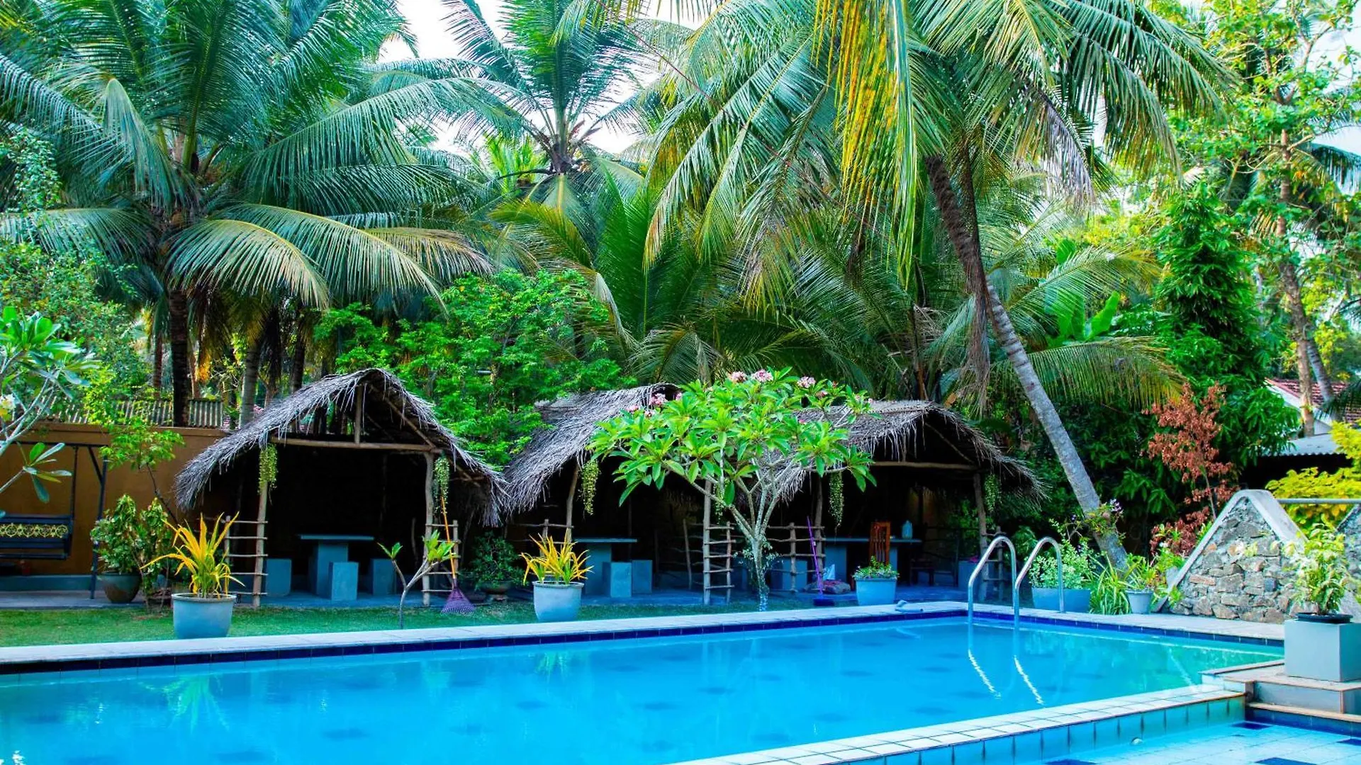 ***  Mandavilla Airport Transit Hotel Katunayake Sri Lanka